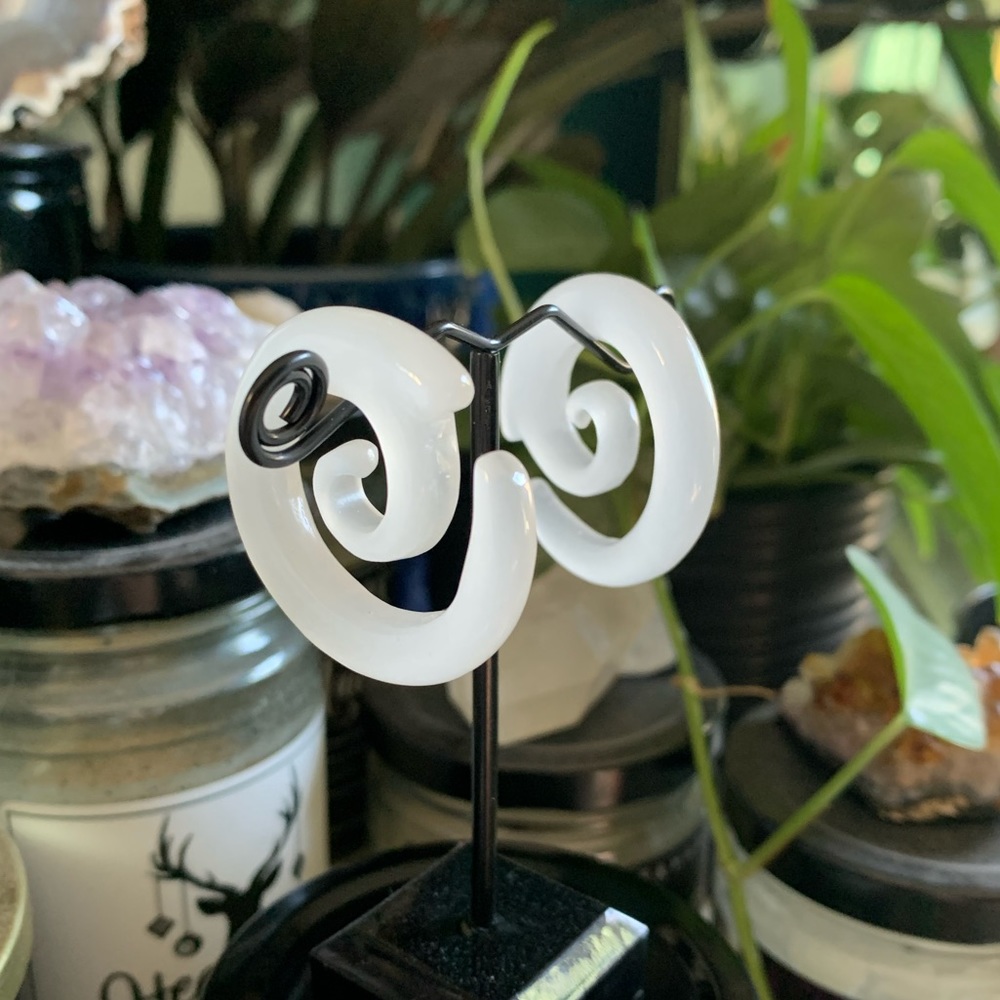 2g Hand carved White Jade stone Spirals